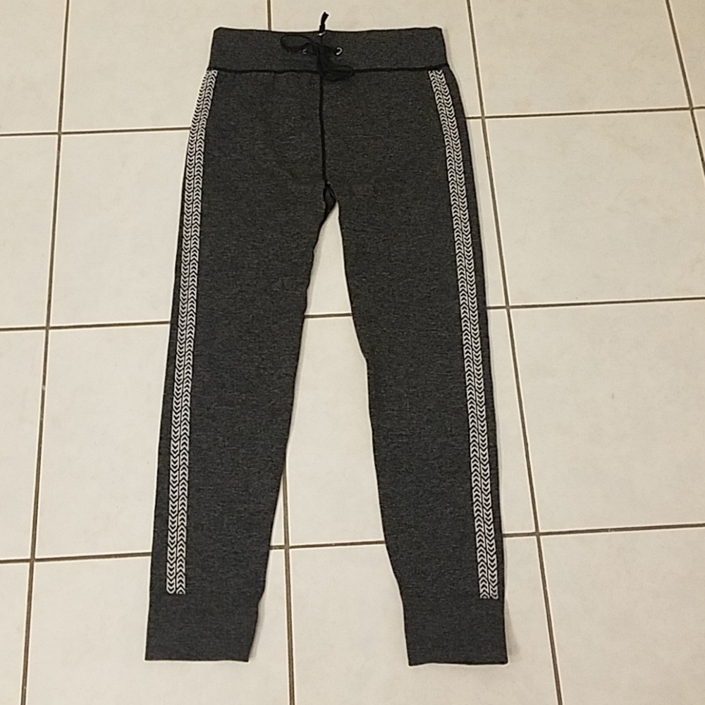 Junior Shosho leggings. EUC Size Large/X Large